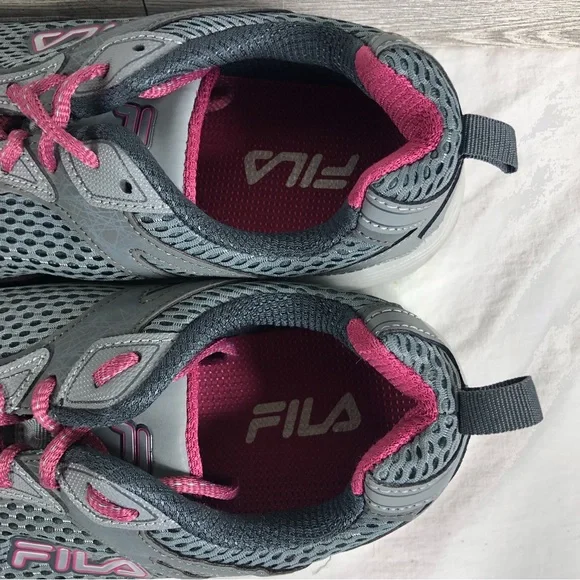 Fila Women's Windshift 15 Grey Pink Running Shoes Sneakers Size 11 Wide - Picture 6 of 7